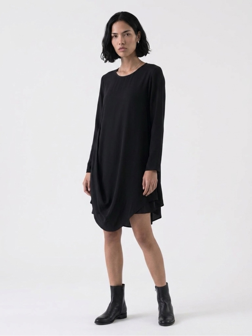 Lafayette 148 New York Black Silk Crepe dress size medium